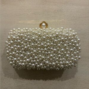 Verano Hill Chantal Pearl Clutch